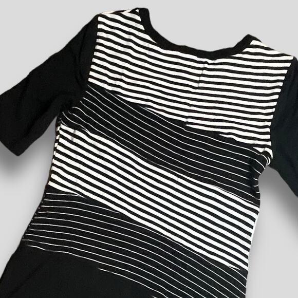 BCBG MAX AZARIA STRIPED BODYCON STRIPED SWEATER DRESS ASYMMETRICAL LARGE - Picture 4 of 9